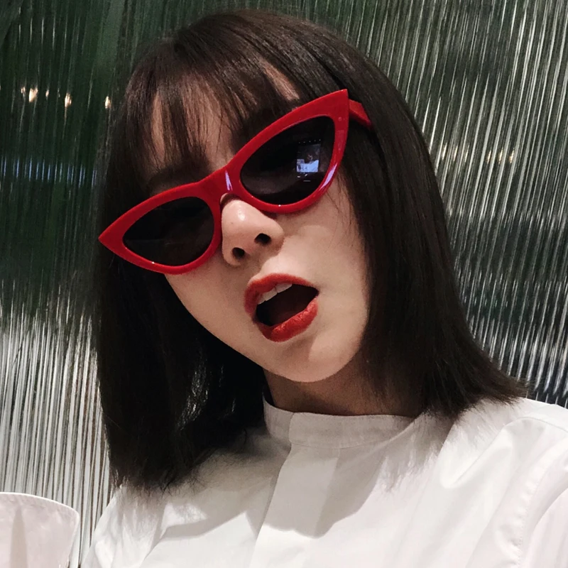 2020 brand design new European American cat eye sunglass ladies retro sun glasses women transparent box colorful glasses UV400
2020 brand design new European American cat eye sunglass ladies retro sun glasses women transparent box colorful glasses UV400