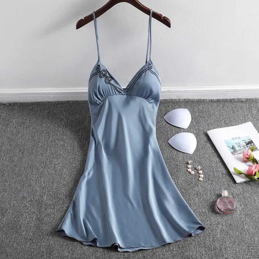 Summer new butterfly embroidery sexy ice silk pajamas women's suspenders sleeping skirt chest pad silk home clothes silk
Summer new butterfly embroidery sexy ice silk pajamas women's suspenders sleeping skirt chest pad silk home clothes silk