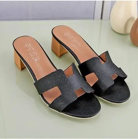 VIP Link Summer Women's Simplicity Shoes Sandals Simple Solid Color Roman Style Fashion Femmen Classic Luxury Sandals With Box
VIP Link Summer Women's Simplicity Shoes Sandals Simple Solid Color Roman Style Fashion Femmen Classic Luxury Sandals With Box