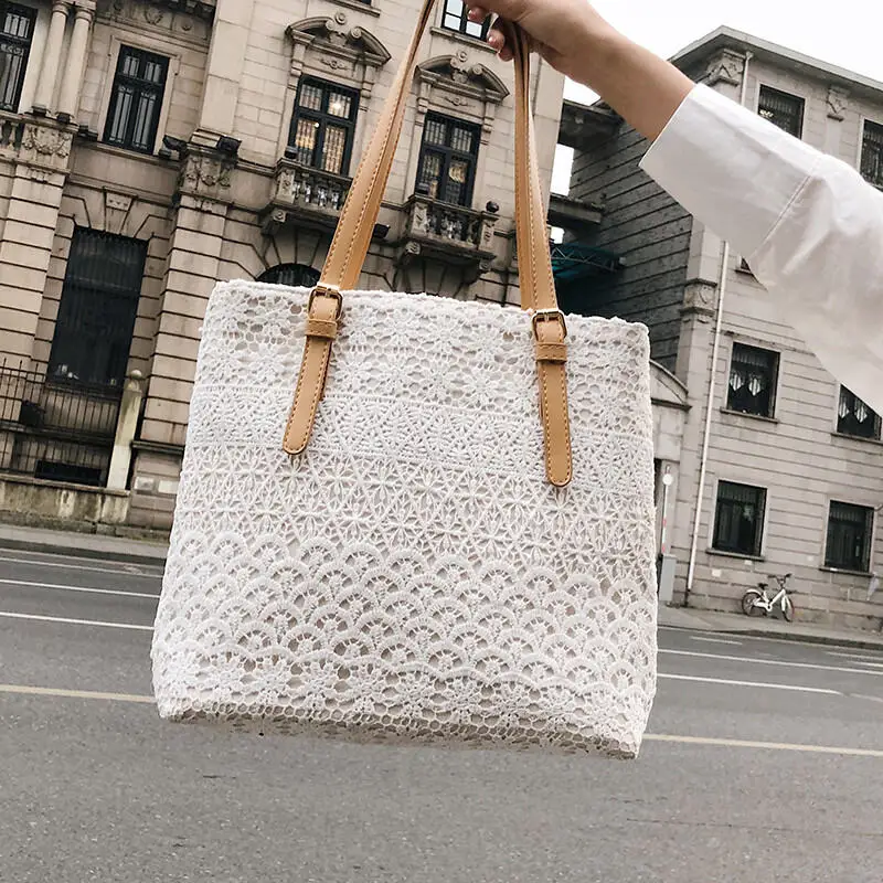 Women's Bag New Lace Korean Style Western Style Chain Shoulder Bag Fashion Casual Hand Holding Women's Bag 2021 New Women's Bag
Women's Bag New Lace Korean Style Western Style Chain Shoulder Bag Fashion Casual Hand Holding Women's Bag 2021 New Women's Bag
