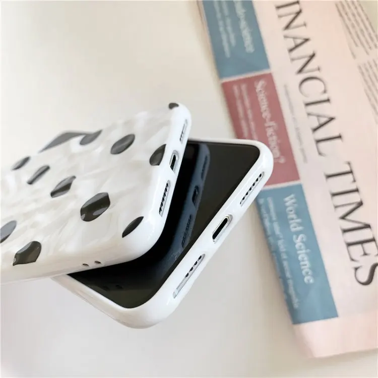 Han Feng Ins Simple Dots Drop-Resistant Cell Phone Case iPhone 8 Plus Case iPhone XR Case iPhone 11 Case 
Han Feng Ins Simple Dots Drop-Resistant Cell Phone Case iPhone 8 Plus Case iPhone XR Case iPhone 11 Case