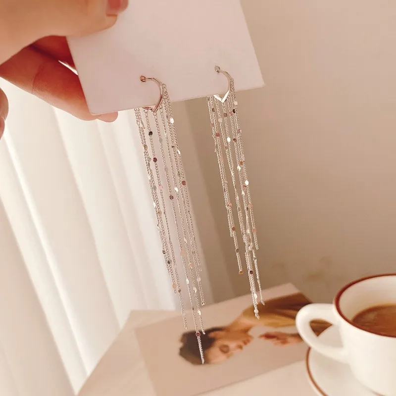 2021 New Fashion Long Metal Tassel Drop Earrings for Women Korean Joker Sweet Lovely Heart Elegant Party Wedding Jewelry Brincos
2021 New Fashion Long Metal Tassel Drop Earrings for Women Korean Joker Sweet Lovely Heart Elegant Party Wedding Jewelry Brincos