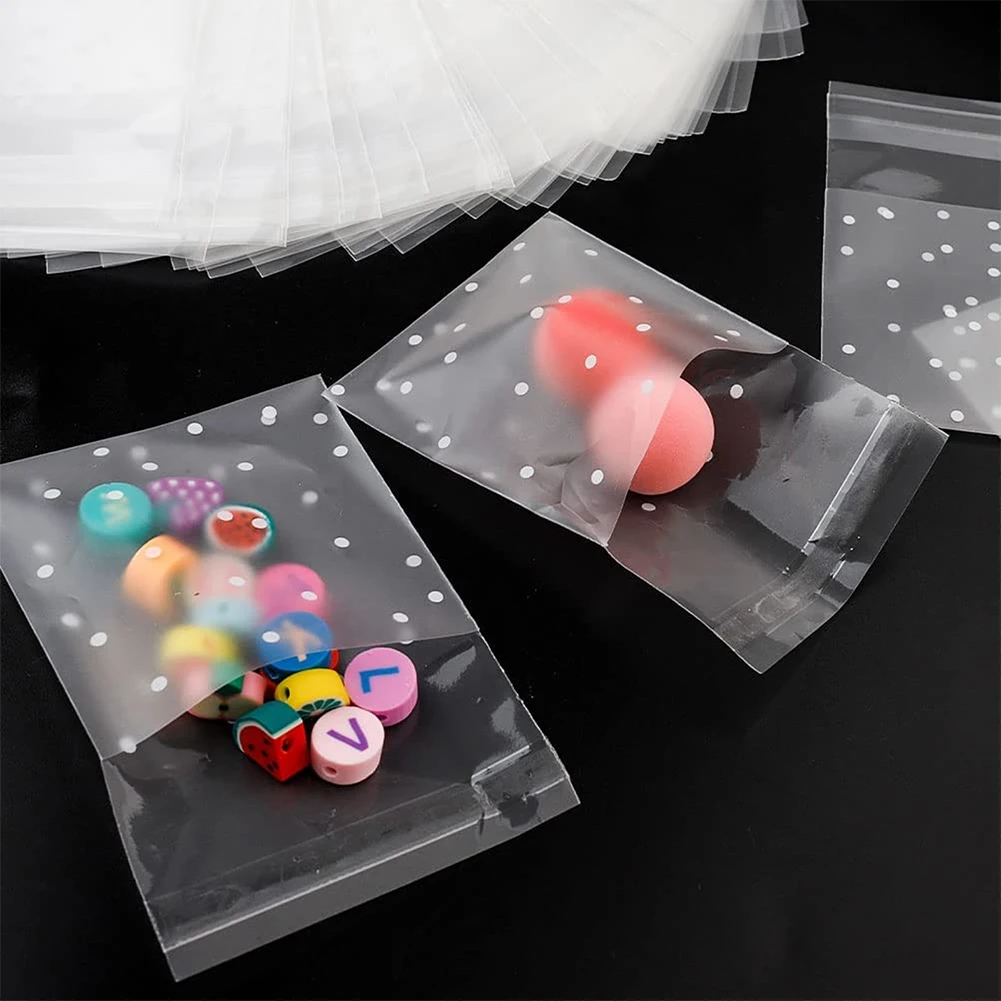 200Pcs Cookie Bags Self-adhesive OPP Dot Bags Plastic Treat Storage Bags for Chocolate Candy Biscuit Christmas Party Supplies
200Pcs Cookie Bags Self-adhesive OPP Dot Bags Plastic Treat Storage Bags for Chocolate Candy Biscuit Christmas Party Supplies