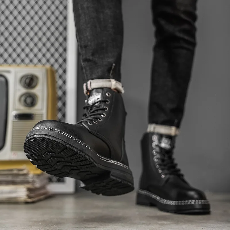 MenLeather Boots Mid-cut Solid Color Motorcycle Boots Round Winter Polyurethane Zipper Men's Short Boots with Flat Heel 2021
MenLeather Boots Mid-cut Solid Color Motorcycle Boots Round Winter Polyurethane Zipper Men's Short Boots with Flat Heel 2021