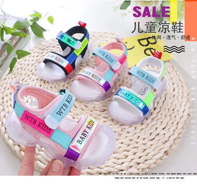 New LED light flashing bow buttress cool slippers fish head mouth head jelly girl fragrant princess sandals
New LED light flashing bow buttress cool slippers fish head mouth head jelly girl fragrant princess sandals