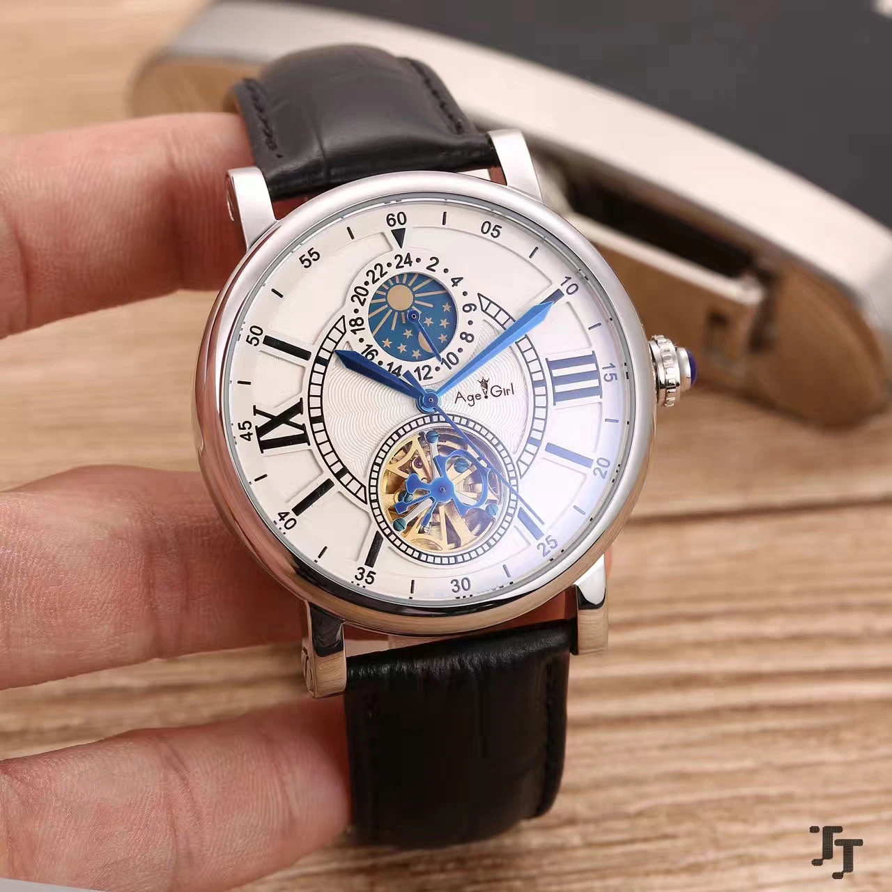Luxury Brand New Men Automatic Mechanical Tourbillon MoonPhase Rome Stainless Steel Black Blue Leather Sapphire Rose Gold Watch 
Luxury Brand New Men Automatic Mechanical Tourbillon MoonPhase Rome Stainless Steel Black Blue Leather Sapphire Rose Gold Watch