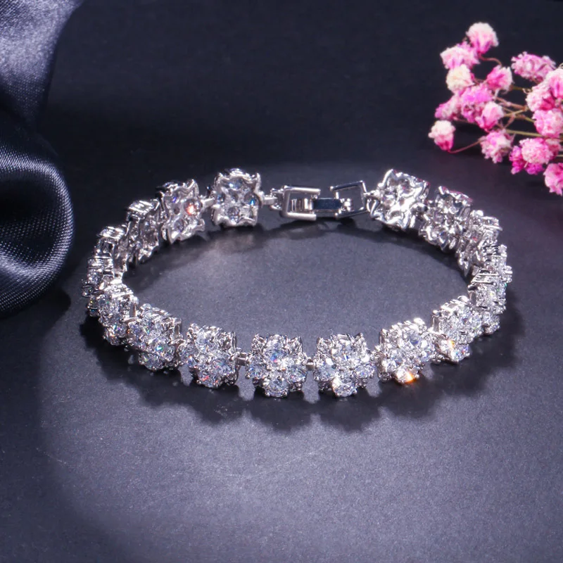 QTT Jewelry 2021 Trend Charms Women's Tennis Bracelets Flower Shiny Zircon Luxury 925 Sterling Silver Wedding Accessories
QTT Jewelry 2021 Trend Charms Women's Tennis Bracelets Flower Shiny Zircon Luxury 925 Sterling Silver Wedding Accessories