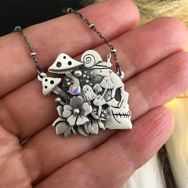 Retro Skull Men's Necklace Fashion Hip Hop Plant Flower Silver Pendant Necklace Jewelry Accessories
Retro Skull Men's Necklace Fashion Hip Hop Plant Flower Silver Pendant Necklace Jewelry Accessories