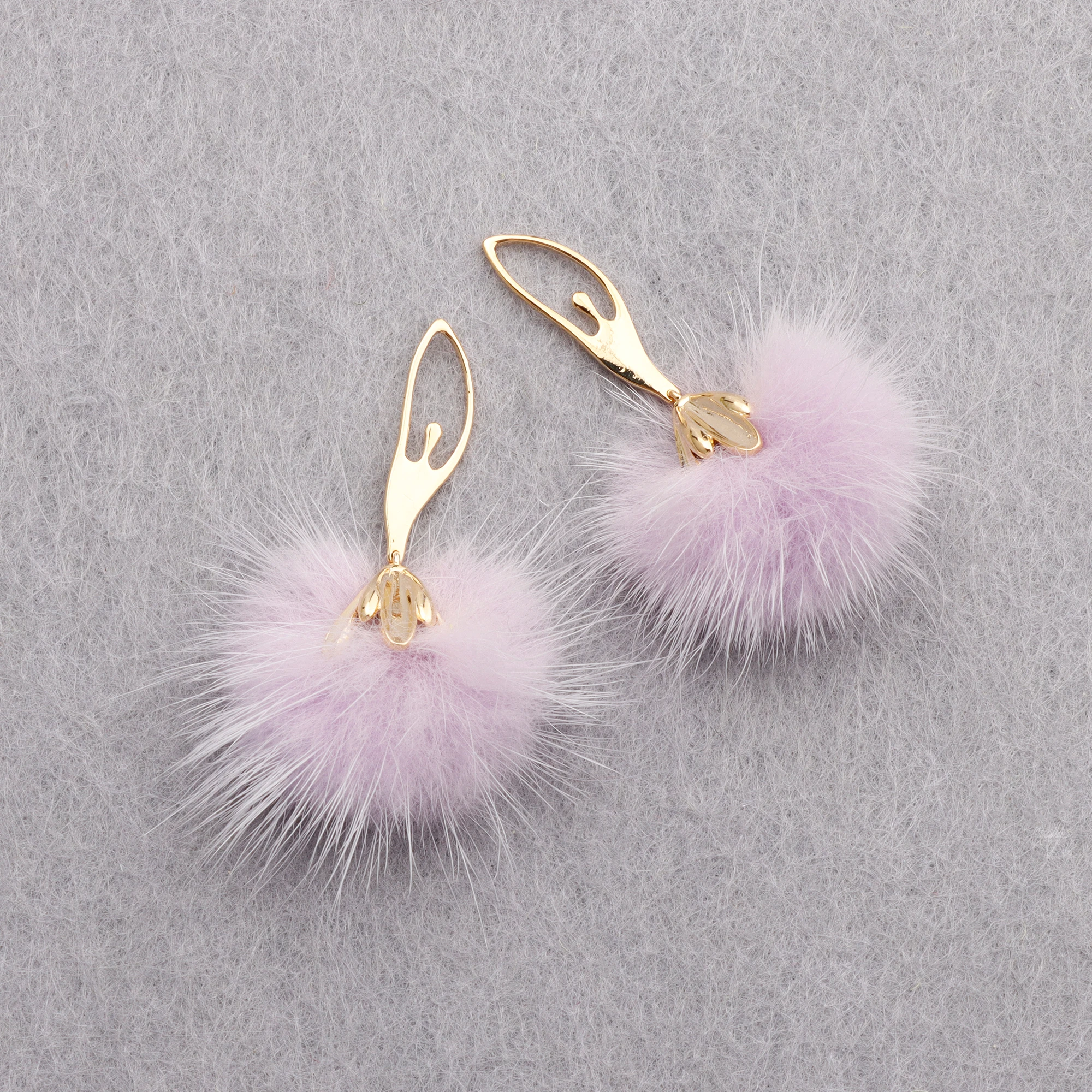 Dtstone M844,diy craft,jewelry accessories,18K gold plant diy pendants,hand made,jewelry finding,diy earrings, 10pcs /lot
Dtstone M844,diy craft,jewelry accessories,18K gold plant diy pendants,hand made,jewelry finding,diy earrings, 10pcs /lot