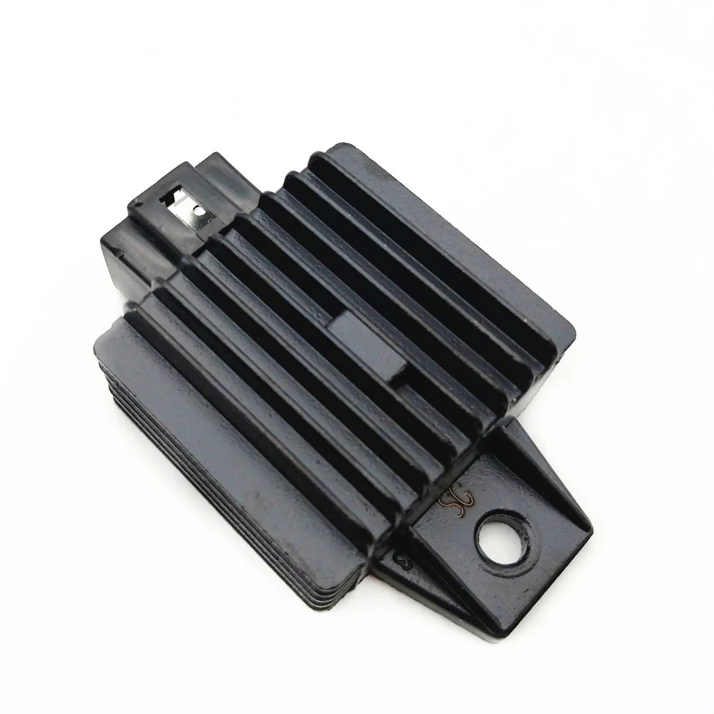 4-Pin 12V Full Wave Regulator Rectifier GY6/50/80/125/150CC Scooter ATV Motorcycle Accessories
4-Pin 12V Full Wave Regulator Rectifier GY6/50/80/125/150CC Scooter ATV Motorcycle Accessories
