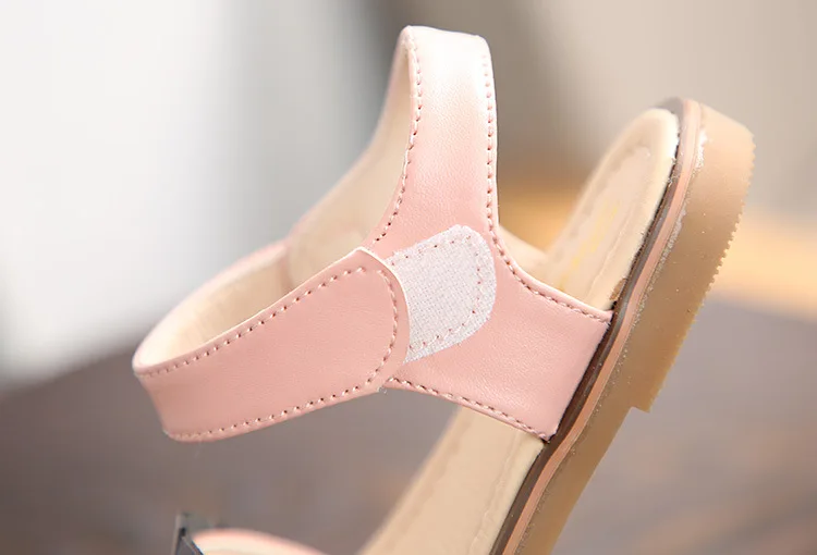 Новинка лета 2020 стильные сандалии для девочек Симпатичные с открытым носком и