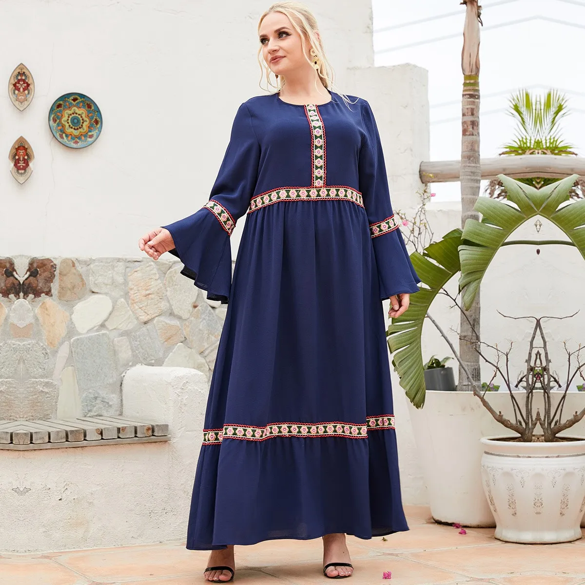 

Muslim Robe Embroidered Bell Sleeve Women Clothing African Clothing Arabian Loose Round Neck Bohemian Blue Plus Size Dress M-4XL