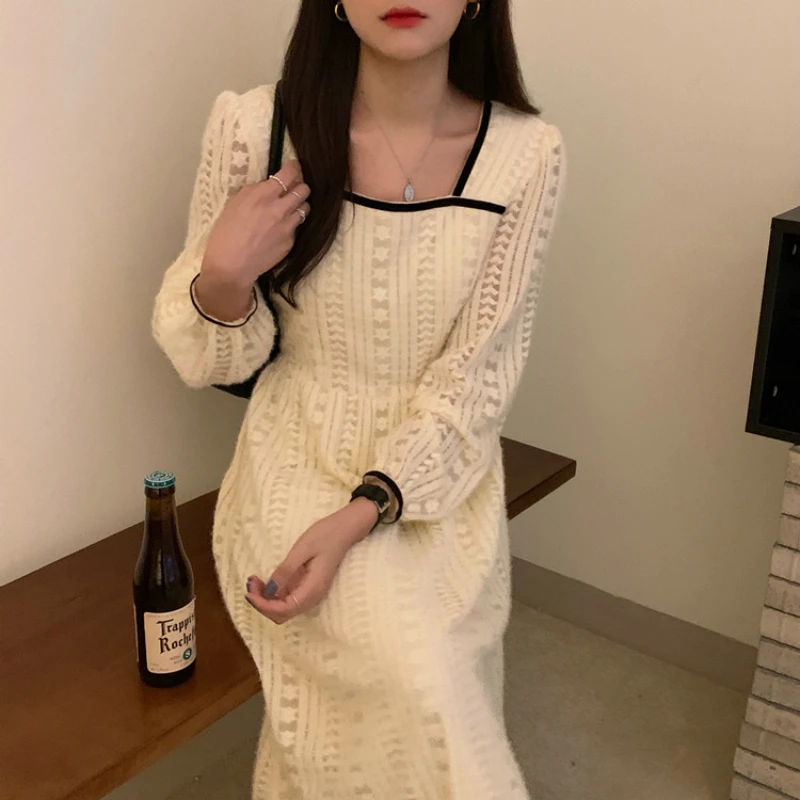 2021 New Women Spring Elegant Squre Collar Lace Long Dress Full Sleeve High Waist A-line Dresses
2021 New Women Spring Elegant Squre Collar Lace Long Dress Full Sleeve High Waist A-line Dresses
