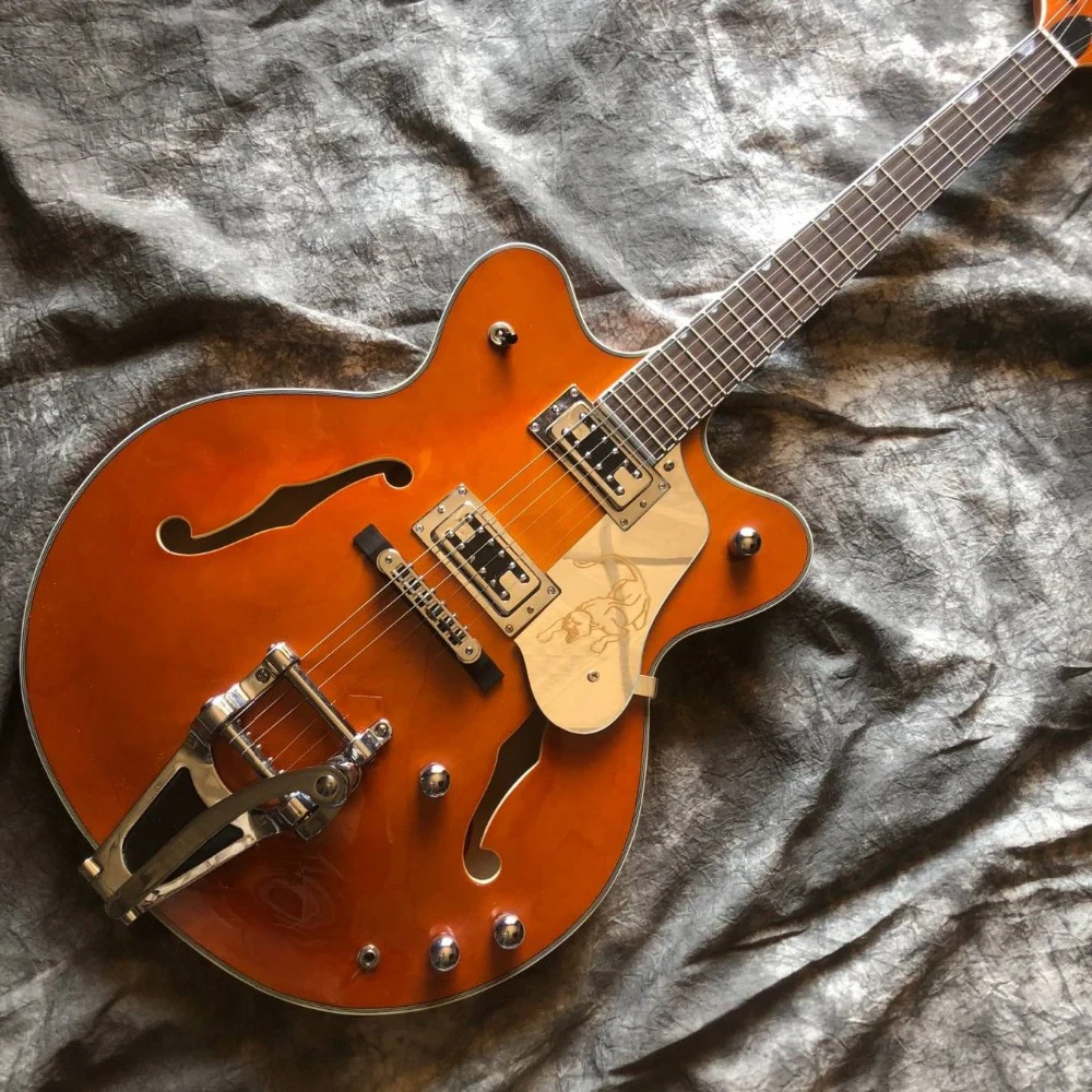 Custom shop.double F hollow body Jazz electric guitar,Rosewood fingerboard, Gold hardware gitaar,vibrato system
Custom shop.double F hollow body Jazz electric guitar,Rosewood fingerboard, Gold hardware gitaar,vibrato system