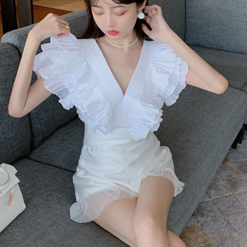Summer Korean Sweet Two Piece Set Women Crop Top Shirt Blouse + High Waist Shorts Suits Fashion Pant Suits Elegant 2 Piece Set
Summer Korean Sweet Two Piece Set Women Crop Top Shirt Blouse + High Waist Shorts Suits Fashion Pant Suits Elegant 2 Piece Set