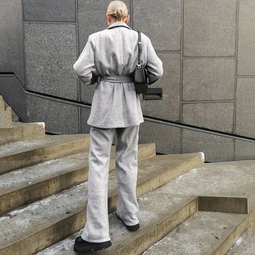 Casual Suits Solid Light Grey Women Sets Tight Fitting High Street Style Autumn Winter Office Ladies Women Suits 2021
Casual Suits Solid Light Grey Women Sets Tight Fitting High Street Style Autumn Winter Office Ladies Women Suits 2021