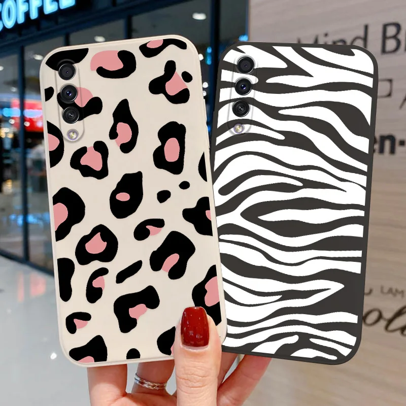 S21 Ultra Case For Samsung A50 Cases Silicon Coque Galaxy A32 A51 A52 A71 A72 A12 A21S A20s A10S A02 S21 Plus Leopard Back Cover
S21 Ultra Case For Samsung A50 Cases Silicon Coque Galaxy A32 A51 A52 A71 A72 A12 A21S A20s A10S A02 S21 Plus Leopard Back Cover