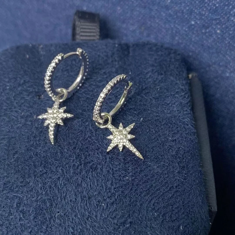 S925 sterling silver new star earrings female fashion personality classic design star earrings banquet party gift jewelry
S925 sterling silver new star earrings female fashion personality classic design star earrings banquet party gift jewelry