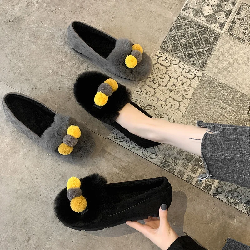 2020 Spring New Women Shoes Female Warm Plush Cotton Fur Ball Casual Shoes Woman Flats Slip on Solid Fashion Flat Shoes
2020 Spring New Women Shoes Female Warm Plush Cotton Fur Ball Casual Shoes Woman Flats Slip on Solid Fashion Flat Shoes