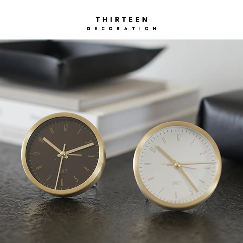 Nordic Simple Golden Alarm Clock Creative Simple Metal Clock Desktop Bedroom Dorm Bedside Desktop Clocks Zegary Ornaments E6NZ
Nordic Simple Golden Alarm Clock Creative Simple Metal Clock Desktop Bedroom Dorm Bedside Desktop Clocks Zegary Ornaments E6NZ