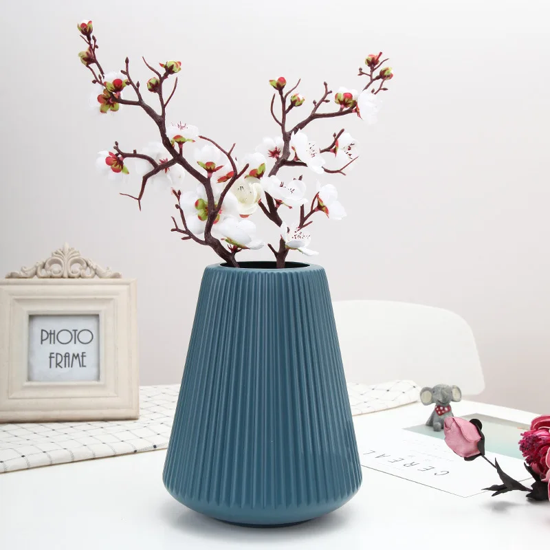 Creative Living Room Nordic Hydroponic Plastic Vase Small Vase Decoration Anti-fall Home Decor Vases for Decoration
Creative Living Room Nordic Hydroponic Plastic Vase Small Vase Decoration Anti-fall Home Decor Vases for Decoration