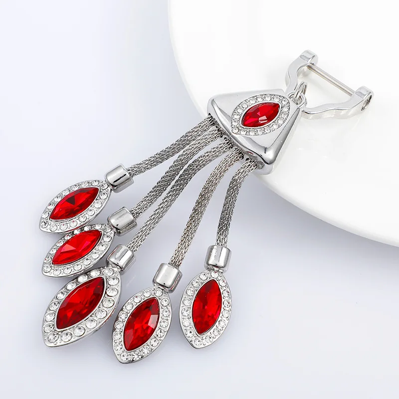 Fashionable and exquisite rhinestone Keychains decoration household web celebrity Key Chain car bag pendant accessories Key Ring
Fashionable and exquisite rhinestone Keychains decoration household web celebrity Key Chain car bag pendant accessories Key Ring