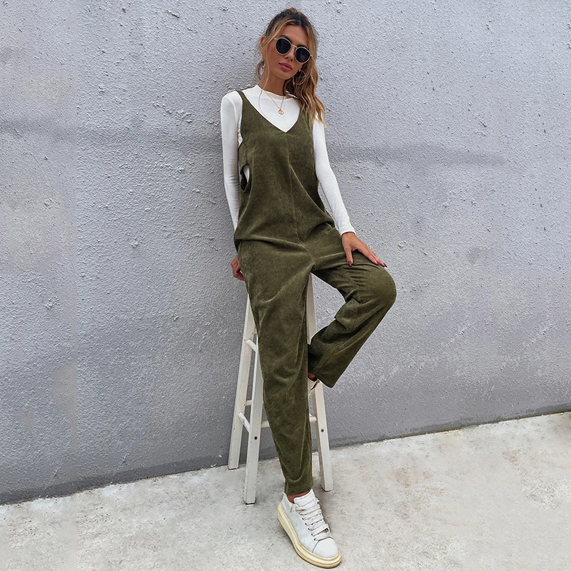 CARDE HOMES 2021 Autumn New Solid Sleeveless V Neck Bow Backless Women Jumpsuits Army Green Casual Fashion Suspenders Trousers
CARDE HOMES 2021 Autumn New Solid Sleeveless V Neck Bow Backless Women Jumpsuits Army Green Casual Fashion Suspenders Trousers