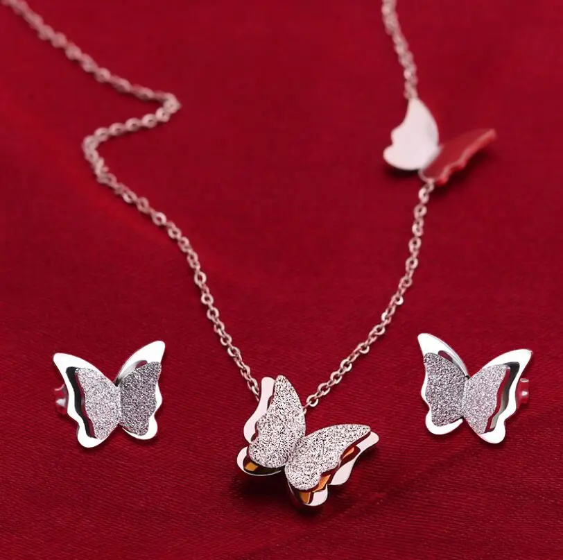 Stainless Steel Jewelry Set Rose Gold Butterfly Charms Necklace Earrings Fashion Jewelry for Women Girls Engagement Gifts
Stainless Steel Jewelry Set Rose Gold Butterfly Charms Necklace Earrings Fashion Jewelry for Women Girls Engagement Gifts