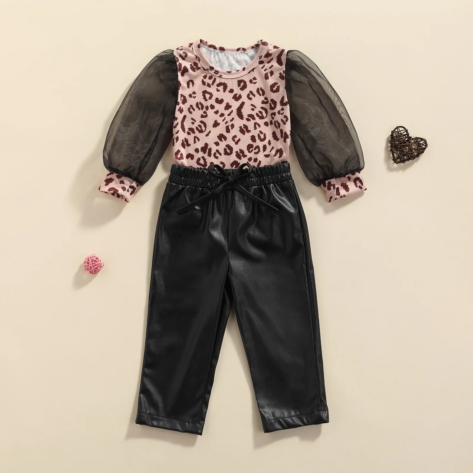 2Pcs Children's Sets Printed Screen Stitched Bubble Long Sleeve Top Solid High Waist Trousers Toddler Girls Summer Fall Clothing
2Pcs Children's Sets Printed Screen Stitched Bubble Long Sleeve Top Solid High Waist Trousers Toddler Girls Summer Fall Clothing