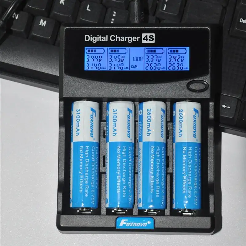 

F-4S 4-Slots Li-Ion LCD Intelligent Battery Charger With Sound Prompt /Battery Capacity Testing /UK-Plug /12V Car Adapter