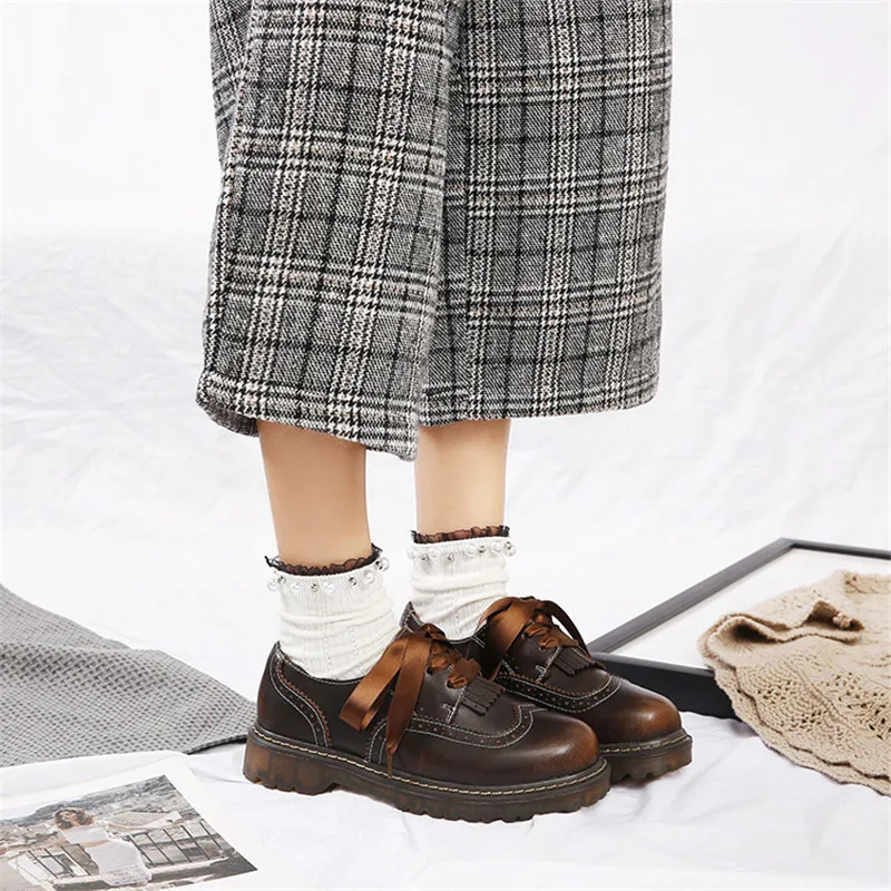 BEYARNE cow leather shoes for women and shoes with thick soles of female students of authentic pearl casual black bootsL083
BEYARNE cow leather shoes for women and shoes with thick soles of female students of authentic pearl casual black bootsL083