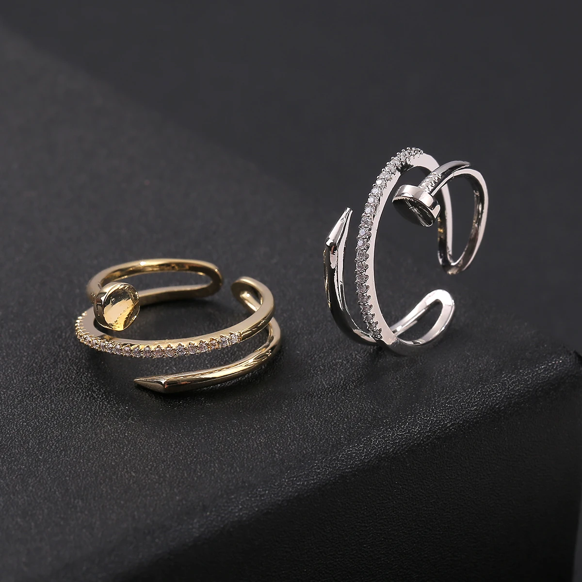 Classical Trendy Women's Fashion Copper Ring Nail Shape Double Rows Finger Ring Adjustable Open Midi Finger Jewelry Accessory
Classical Trendy Women's Fashion Copper Ring Nail Shape Double Rows Finger Ring Adjustable Open Midi Finger Jewelry Accessory