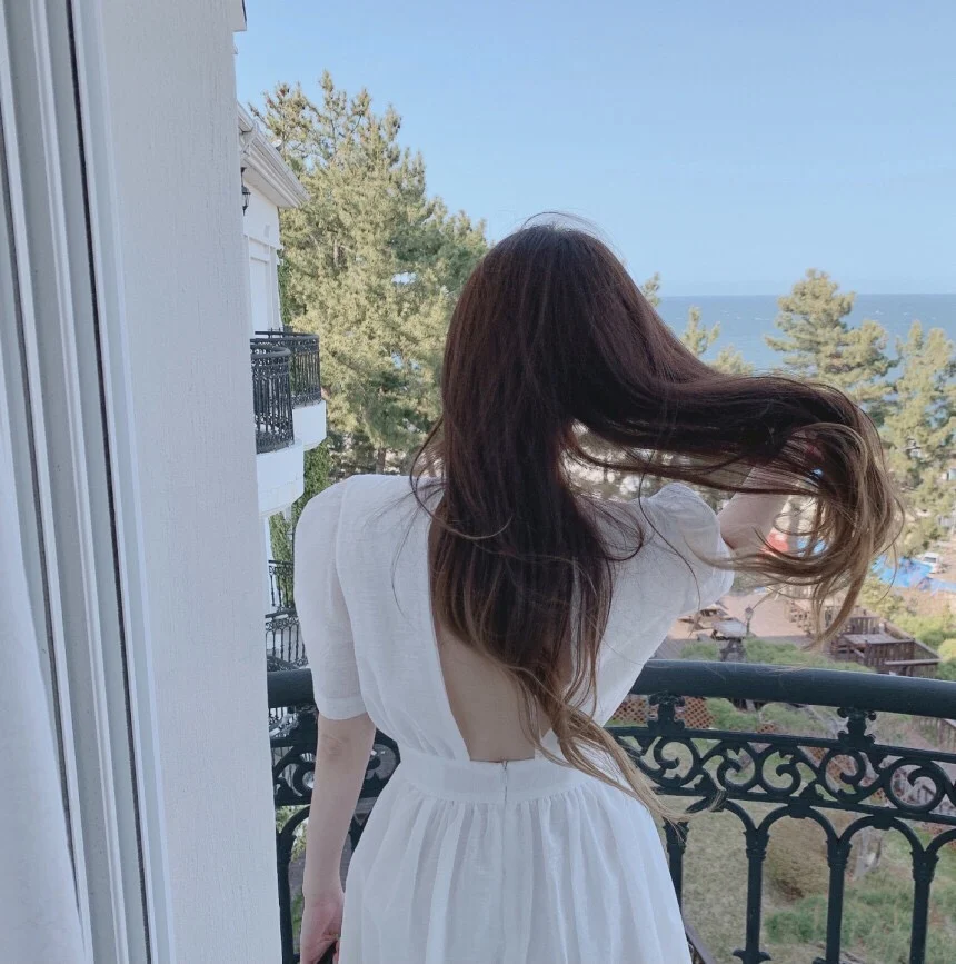 KUSAHIKI Korean Puff Sleeve O-neck Woman Dress Back Bow Tie Hollow-out Slim Waist Vestidos Femme Elegant Vestidos Femme 6H510
KUSAHIKI Korean Puff Sleeve O-neck Woman Dress Back Bow Tie Hollow-out Slim Waist Vestidos Femme Elegant Vestidos Femme 6H510