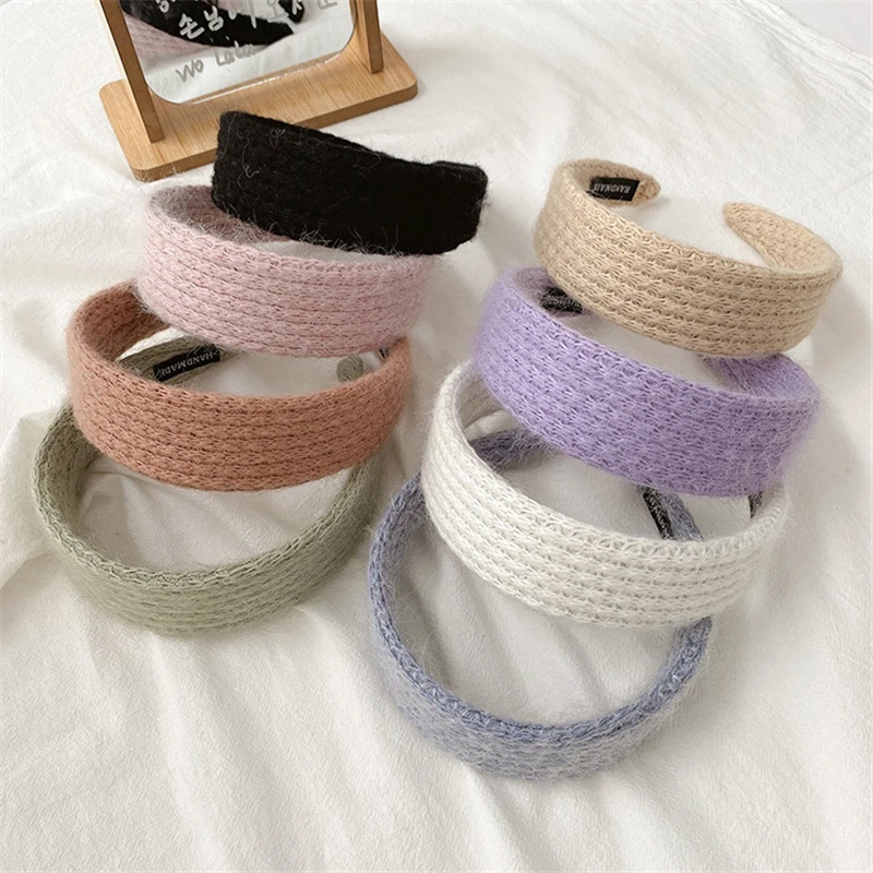 New Wide Top Hair Bands for Women Headdress Solid Color Knitted Hairband Girls Hair Hoop Hairpin Accessories Headband
New Wide Top Hair Bands for Women Headdress Solid Color Knitted Hairband Girls Hair Hoop Hairpin Accessories Headband