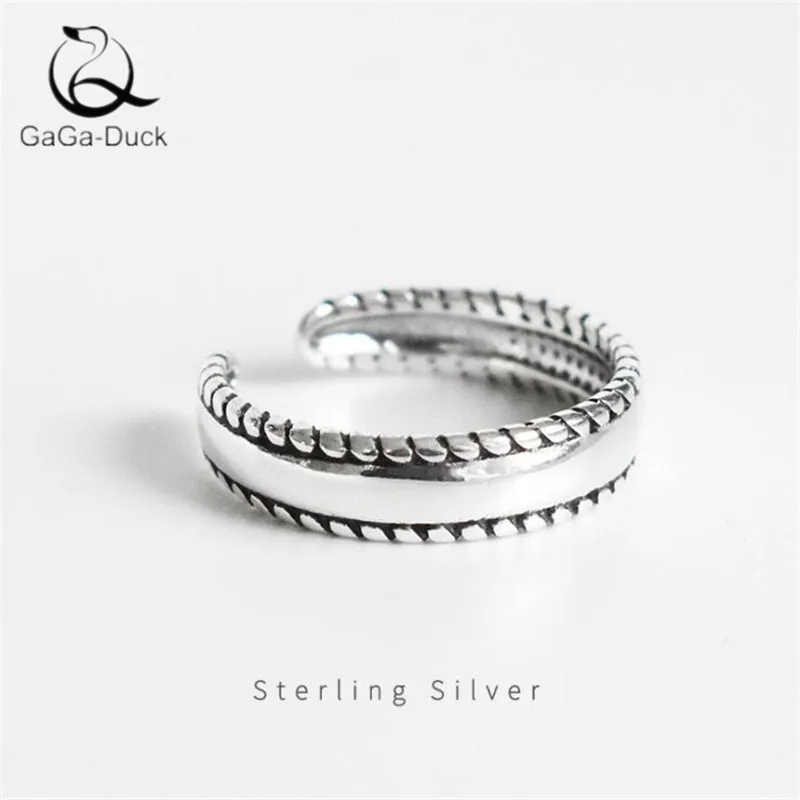 Новинка модные ювелирные изделия Блестящие Ретро Серебро 925 пробы индивидуальные простые с обеих сторон витые геометрические кольца R146
Новинка модные ювелирные изделия Блестящие Ретро Серебро 925 пробы индивидуальные простые с обеих сторон витые геометрические кольца R146