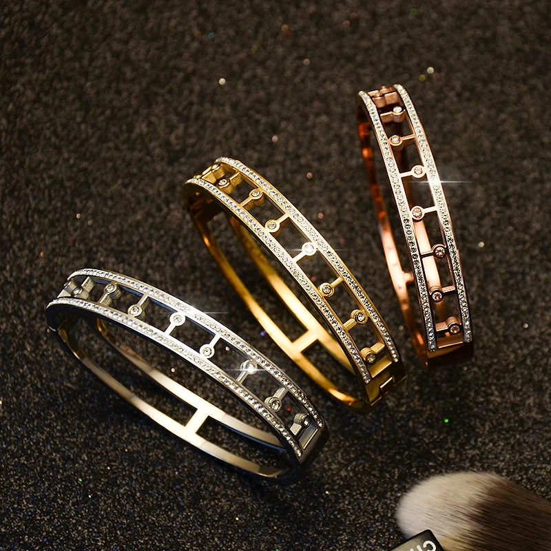 2021 New Style Gold Color Stainless Steel Braided Bracelet For Women Men Fashion Double Layers Bangles With Glue Cubic Zirconia
2021 New Style Gold Color Stainless Steel Braided Bracelet For Women Men Fashion Double Layers Bangles With Glue Cubic Zirconia