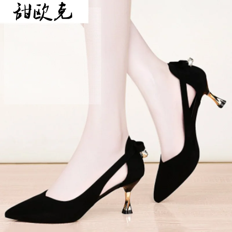 2021 New Mid-heel Sandals Women High-heeled Women's Stiletto All-match Shoes Women's Pointed Toe Sexy Single Shoes Women's Shoes
2021 New Mid-heel Sandals Women High-heeled Women's Stiletto All-match Shoes Women's Pointed Toe Sexy Single Shoes Women's Shoes