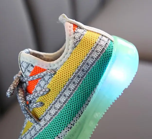 Children's Shoes
Children's Shoes