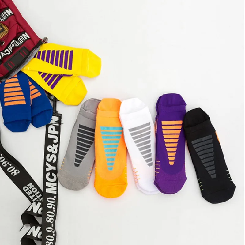 Outdoor Basketball Sports Socks Cycling Running Compression Anti-Slip Low Ankle Socks Fitness Workout Breathable Short Socks
Outdoor Basketball Sports Socks Cycling Running Compression Anti-Slip Low Ankle Socks Fitness Workout Breathable Short Socks
