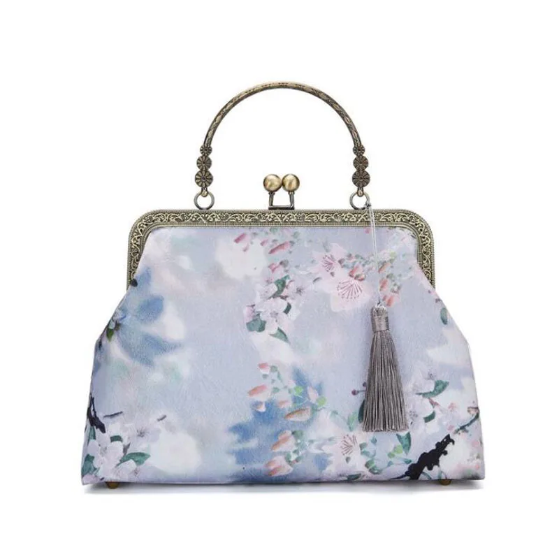Retro Female Bag New 2021 Handmade Gold bag Cheongsam luxury handbag famous brand diagonal dinner bag shoulder bag
Retro Female Bag New 2021 Handmade Gold bag Cheongsam luxury handbag famous brand diagonal dinner bag shoulder bag