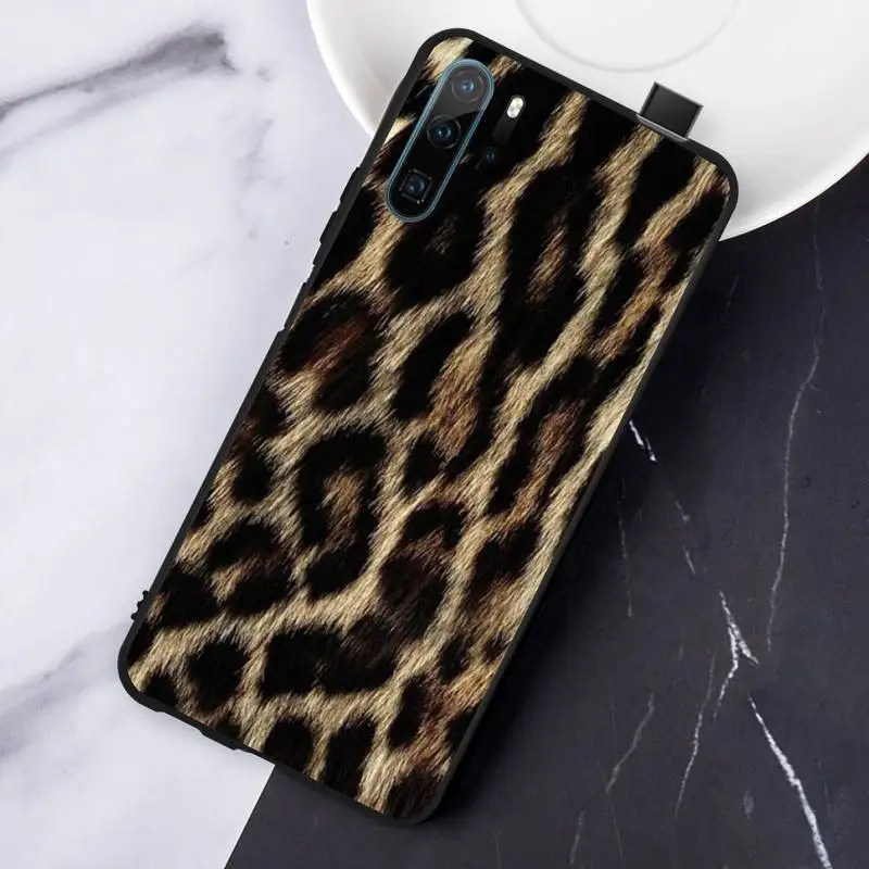 Fashion Tiger Leopard Phone Case For Huawei honor Mate P 10 20 30 40 i 9 8 pro x Lite smart 2019 nova 5t 
Fashion Tiger Leopard Phone Case For Huawei honor Mate P 10 20 30 40 i 9 8 pro x Lite smart 2019 nova 5t