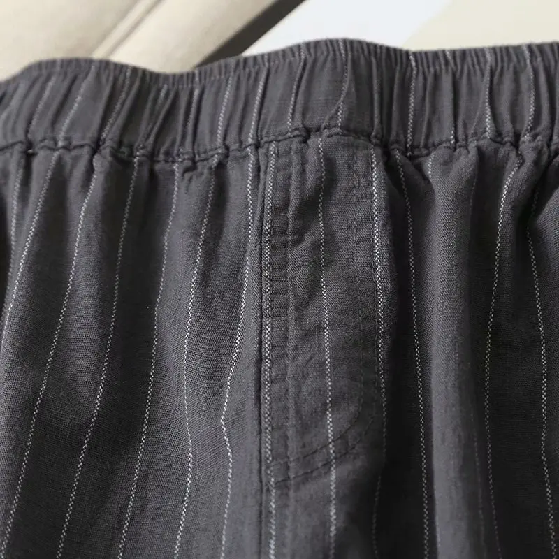 Unizera 2021 new vertical stripe elastic waist cotton slim fit Capris summer new style versatile women's casual pants
Unizera 2021 new vertical stripe elastic waist cotton slim fit Capris summer new style versatile women's casual pants