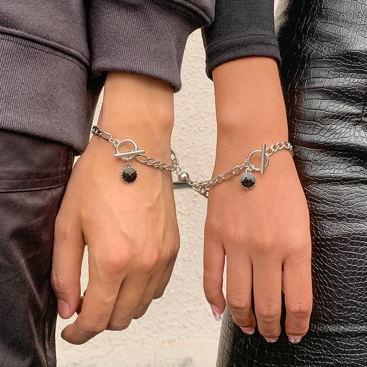 IngeSight.Z 2Pcs/Set Magnetic Couple Bracelets Bangles Round Pendant Toggle Lasso Friendship Bracelets on Hand Wrist Jewelry
IngeSight.Z 2Pcs/Set Magnetic Couple Bracelets Bangles Round Pendant Toggle Lasso Friendship Bracelets on Hand Wrist Jewelry