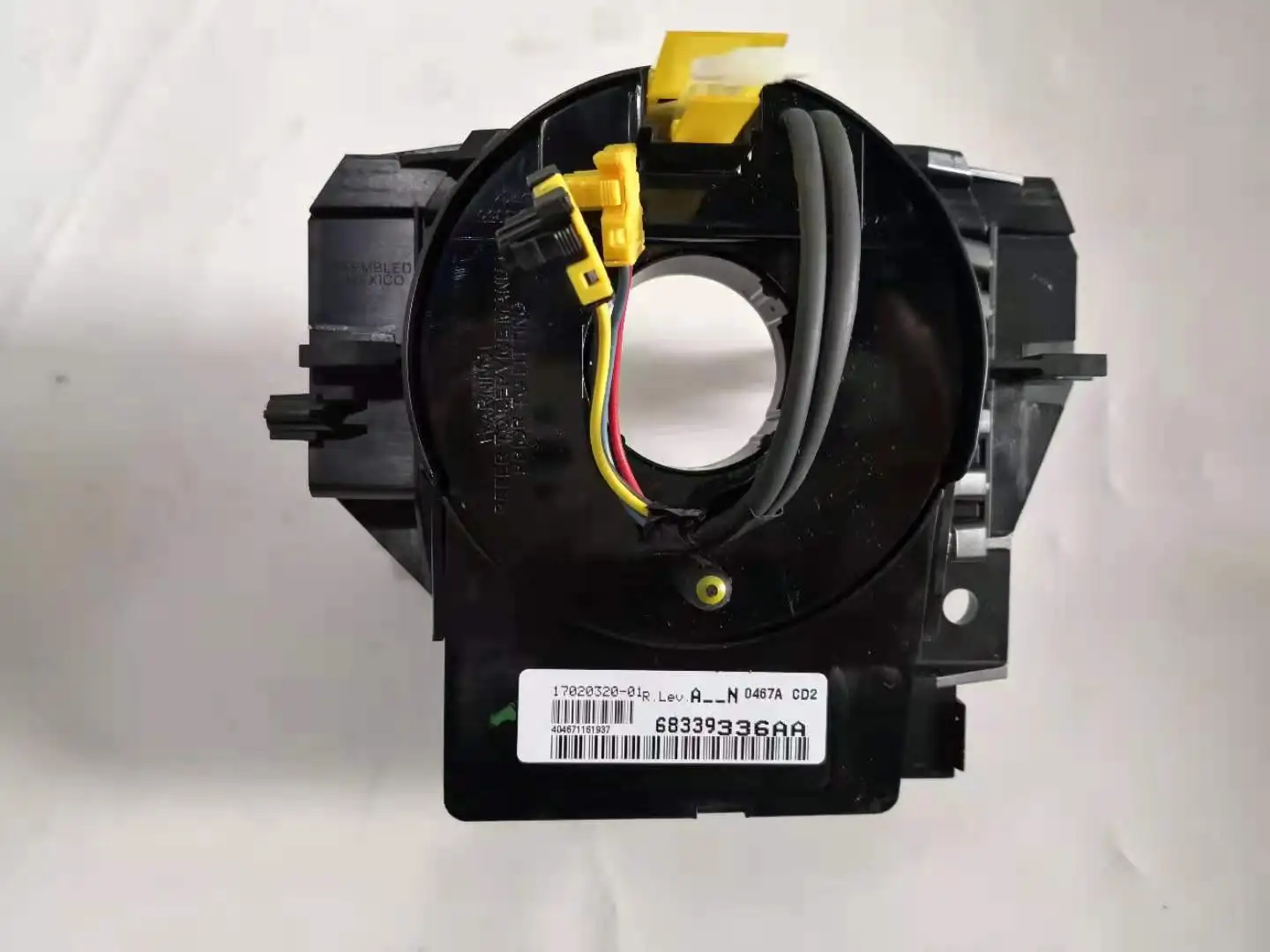Новинка OE 5156106AG 5156106AF ESP датчик угла руля пружина спирали для Chrysler Sebring для Dodge Caliber Jeep Wrangler Компас
Новинка OE 5156106AG 5156106AF ESP датчик угла руля пружина спирали для Chrysler Sebring для Dodge Caliber Jeep Wrangler Компас