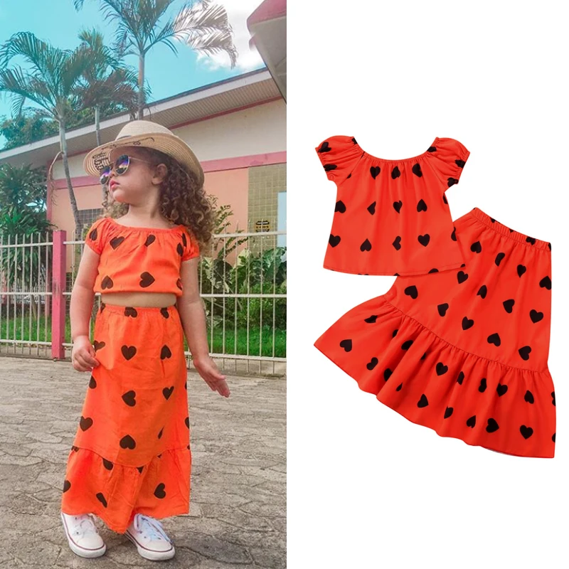 Женский летний модный комплект одежды для маленьких девочек, футболка с принтом в виде сердца и рукавами с оборками + юбка-трапеция
Женский летний модный комплект одежды для маленьких девочек, футболка с принтом в виде сердца и рукавами с оборками + юбка-трапеция