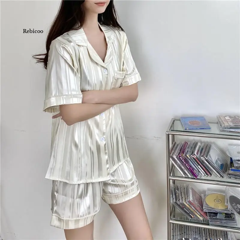 soft comfortable women pajamas set summer sleepwear loose home clothes short sleeve tops pyjamas shorts suit loungwear
soft comfortable women pajamas set summer sleepwear loose home clothes short sleeve tops pyjamas shorts suit loungwear