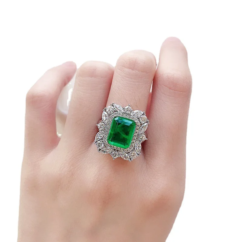 100% Solid 925 Sterling Silver Created Moissanite Emerald Marquise Diamond Gemstone Ring Cocktail Party High Jewelry Ladies Ring
100% Solid 925 Sterling Silver Created Moissanite Emerald Marquise Diamond Gemstone Ring Cocktail Party High Jewelry Ladies Ring