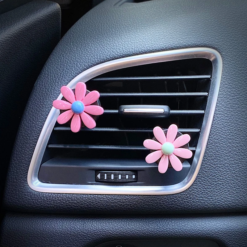 Simple and fresh flowers, Daisy, car perfume, decoration, color, flower, car, air conditioner, air outlet, aromatherapy clip.
Simple and fresh flowers, Daisy, car perfume, decoration, color, flower, car, air conditioner, air outlet, aromatherapy clip.