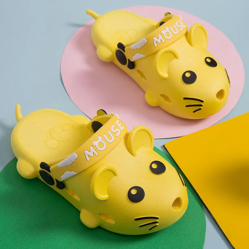 Summer shoes Children's slippers Toddler Kid Boys Girls Cute Beach Sandals Slippers Flip Shoes Infant Cartoon Flat Heels Shoes
Summer shoes Children's slippers Toddler Kid Boys Girls Cute Beach Sandals Slippers Flip Shoes Infant Cartoon Flat Heels Shoes