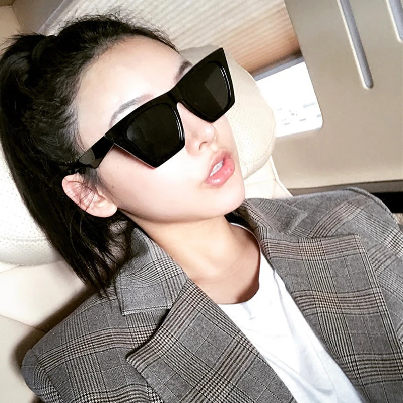 2020 Fashion Cat Eye Sunglasses Women Brand Designer Luxury Sun Glasses for Women Square Oversized Shades Female Lady UV400
2020 Fashion Cat Eye Sunglasses Women Brand Designer Luxury Sun Glasses for Women Square Oversized Shades Female Lady UV400